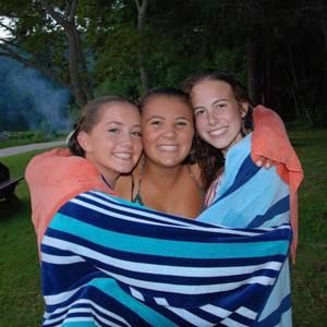 Meet your Posher, Maeve